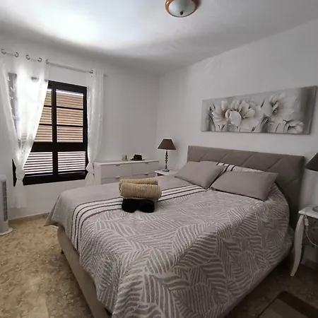 Edith - Complex Tagara, Fully Equipped, Ac And Pool Апартаменты