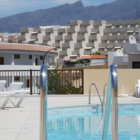 Edith - Complex Tagara, Fully Equipped, Ac And Pool Apartament Puerto de Santiago (Tenerife)
