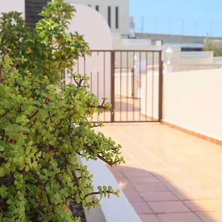 Edith - Complex Tagara, Fully Equipped, Ac And Pool Apartament