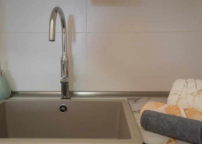 Edith - Complex Tagara, Fully Equipped, Ac And Pool