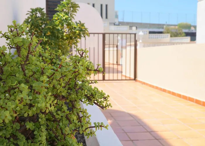Edith - Complex Tagara, Fully Equipped, Ac And Pool Appartement