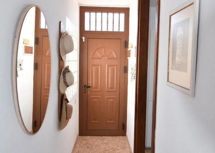 Edith - Complex Tagara, Fully Equipped, Ac And Pool Appartement *
