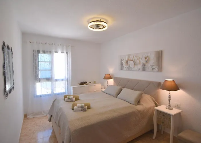 Edith - Complex Tagara, Fully Equipped, Ac And Pool *