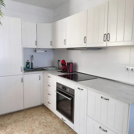 Edith - Complex Tagara, Fully Equipped, Ac And Pool Lejlighed
