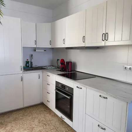 Edith - Complex Tagara, Fully Equipped, Ac And Pool Lejlighed *